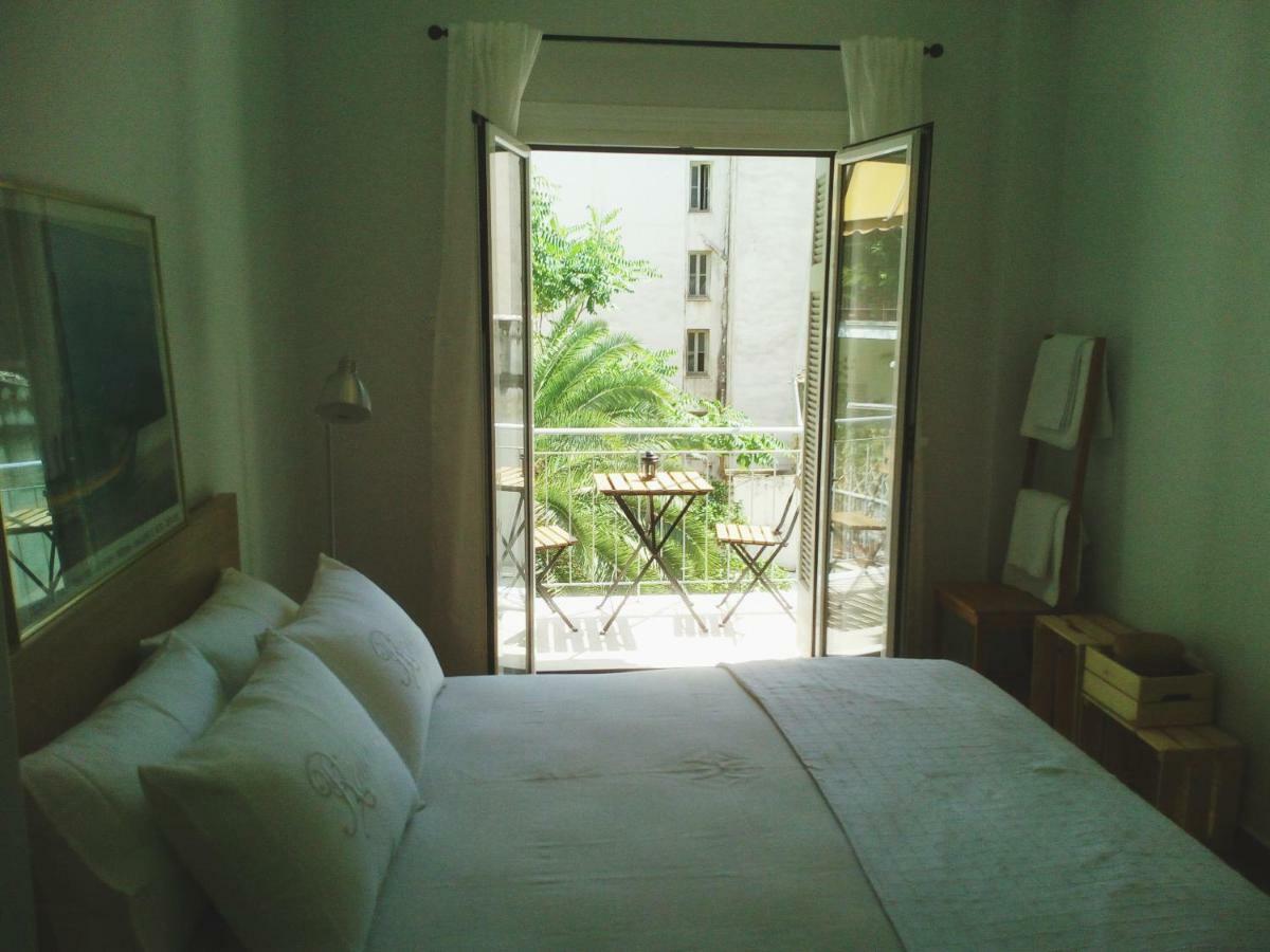 Athens Downtown Boho Apartment 1 Min From Metro Luaran gambar