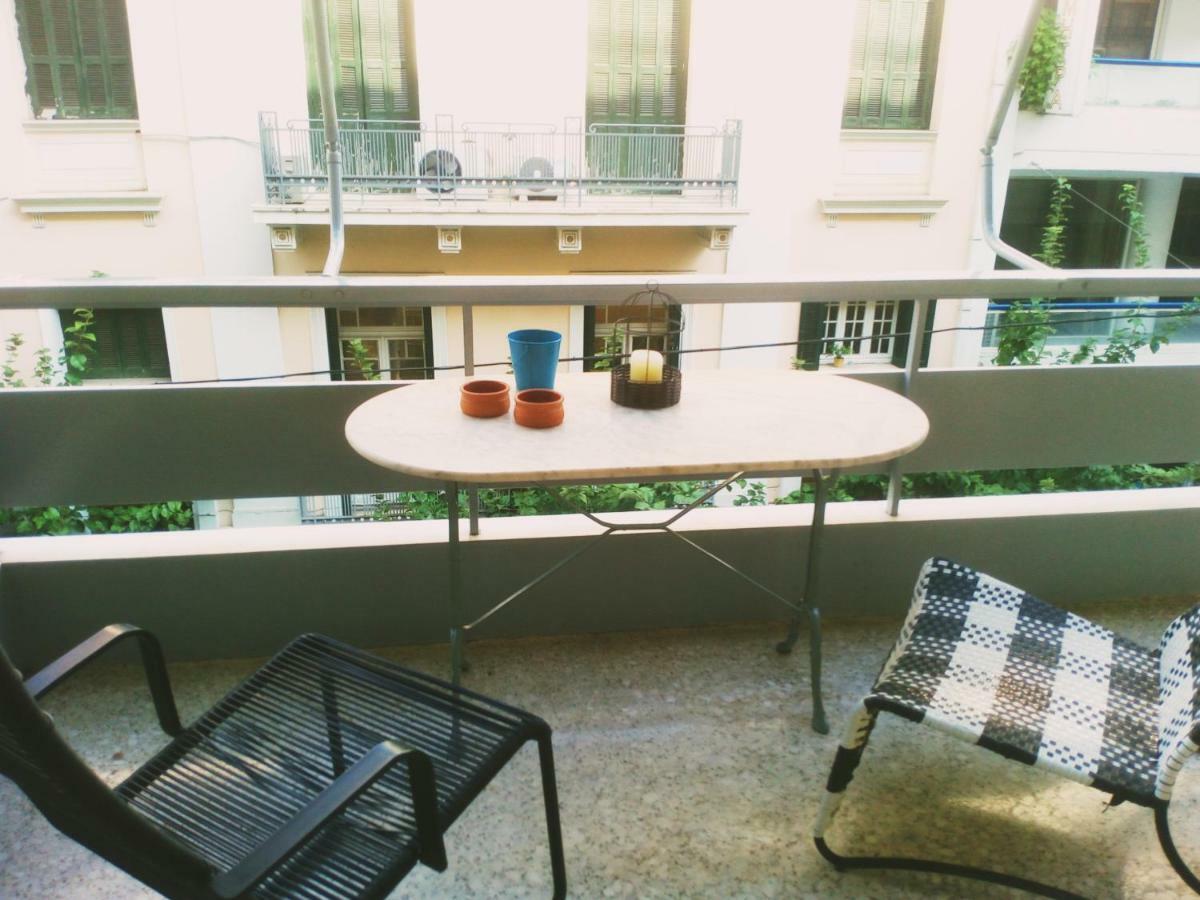 Athens Downtown Boho Apartment 1 Min From Metro Luaran gambar