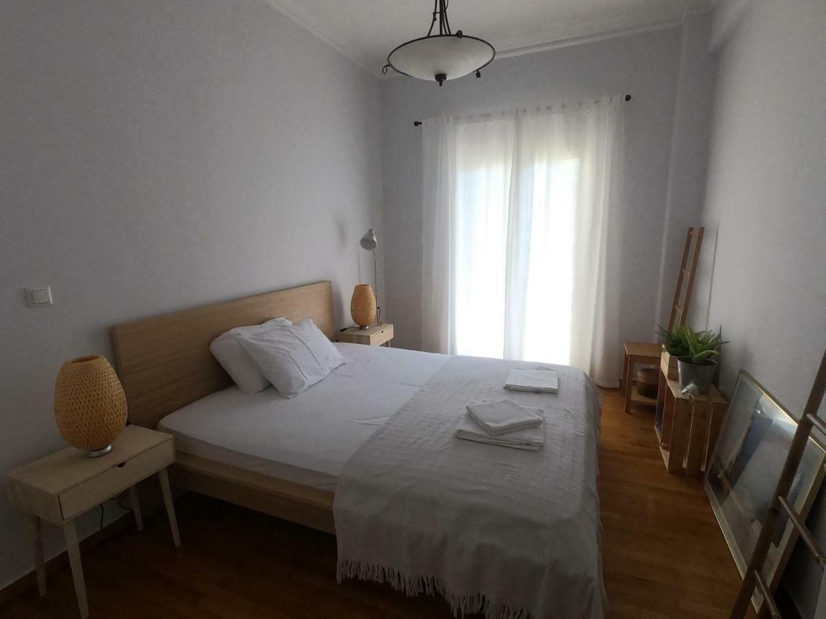 Athens Downtown Boho Apartment 1 Min From Metro Luaran gambar